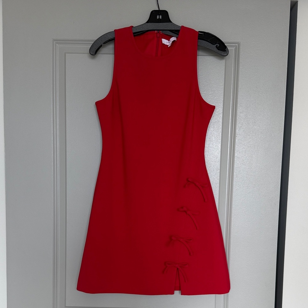 Elegant Red Sleeveless Dress